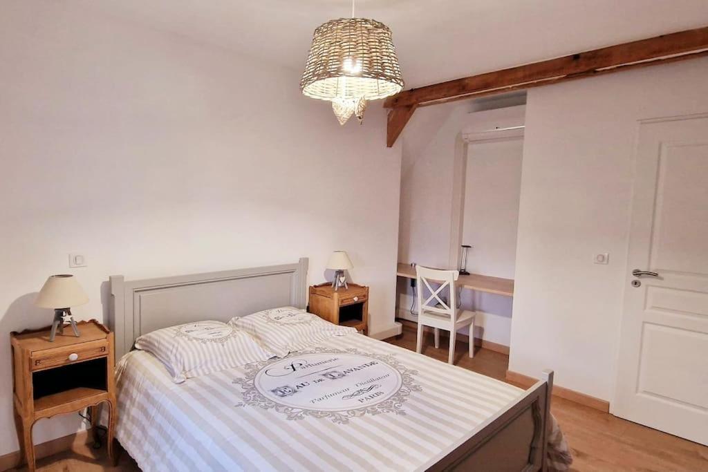 Appartement Charmant Et Spacieux Auxerre Buitenkant foto