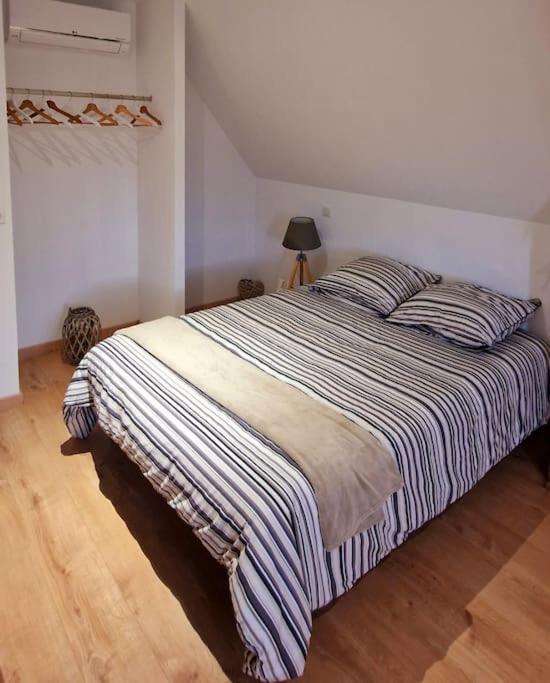 Appartement Charmant Et Spacieux Auxerre Buitenkant foto